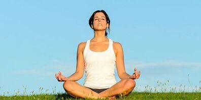 kõhu ja külgede kehakaalu langetamise harjutuste sooritamise tehnika